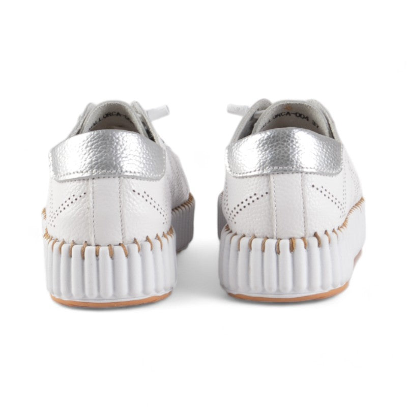 Zapato Blanco Con Cordones The Happy Monk Mallorca 004